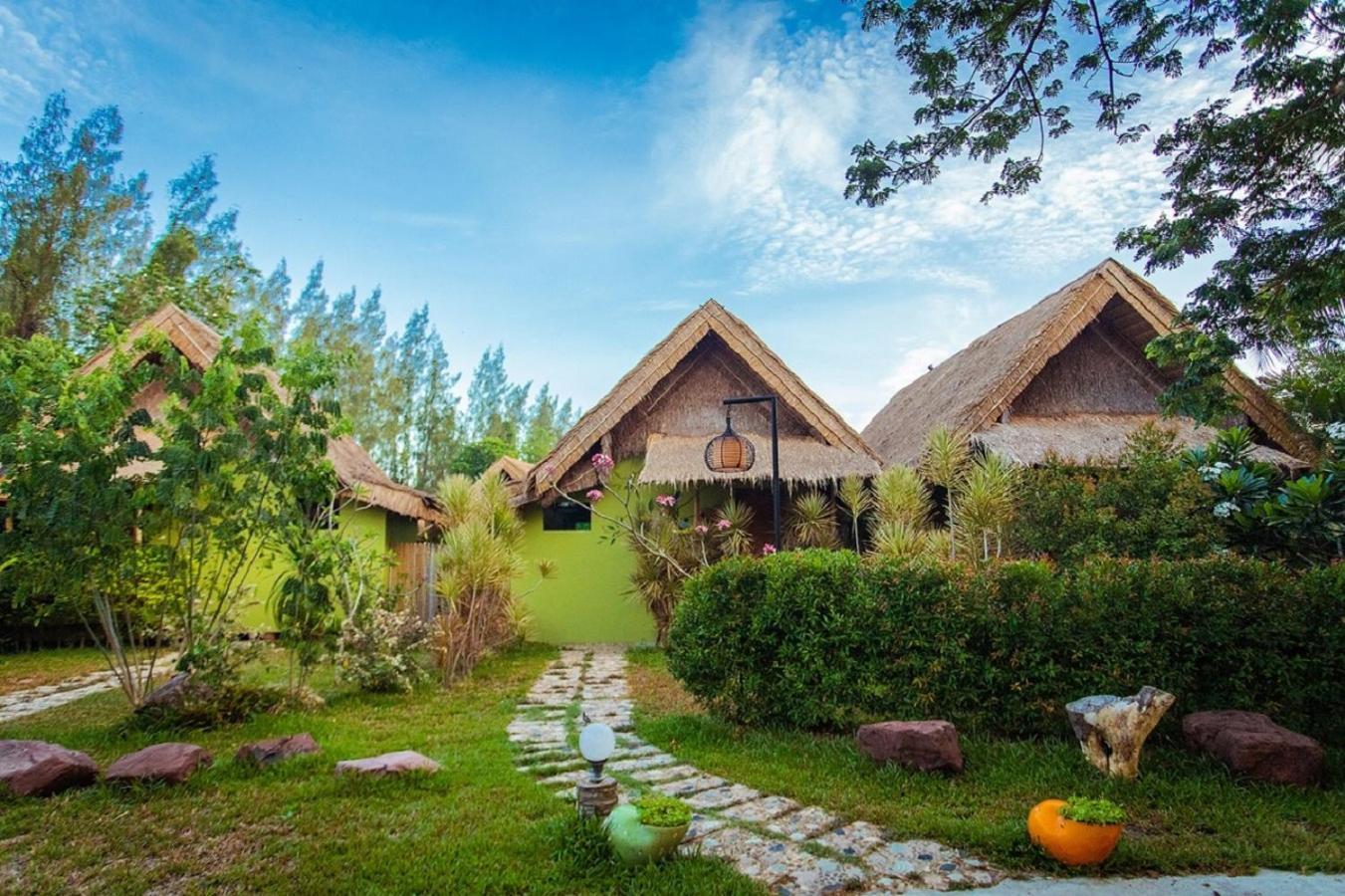Asita Eco Resort Amphawa Bilik gambar